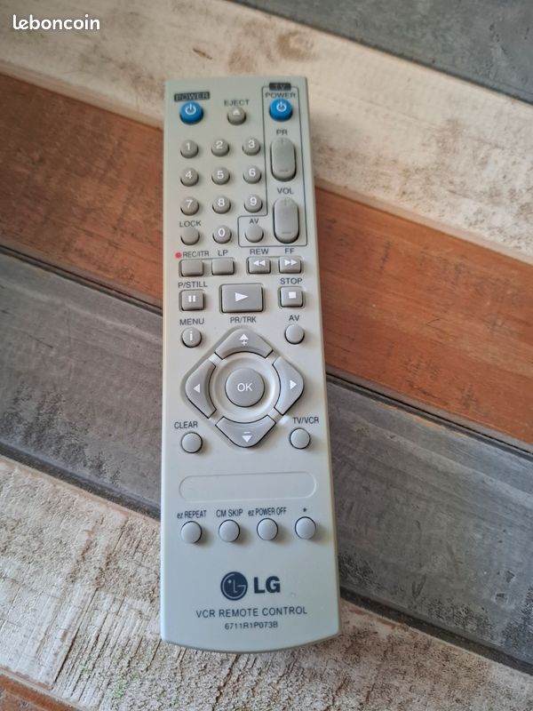 Magnétoscope LG C470 Avec Télécommande – Testé Et Fonctionnel – Occasion