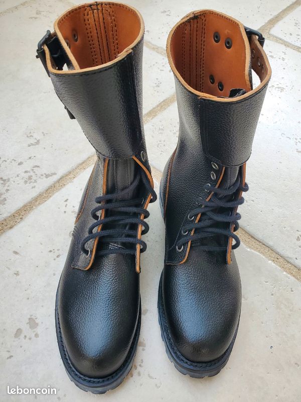Rangers noires Marbot Neuvic taille 40 neuves - Chaussures Rangers noires Marbot Neuvic taille 40 neuves - Chaussures