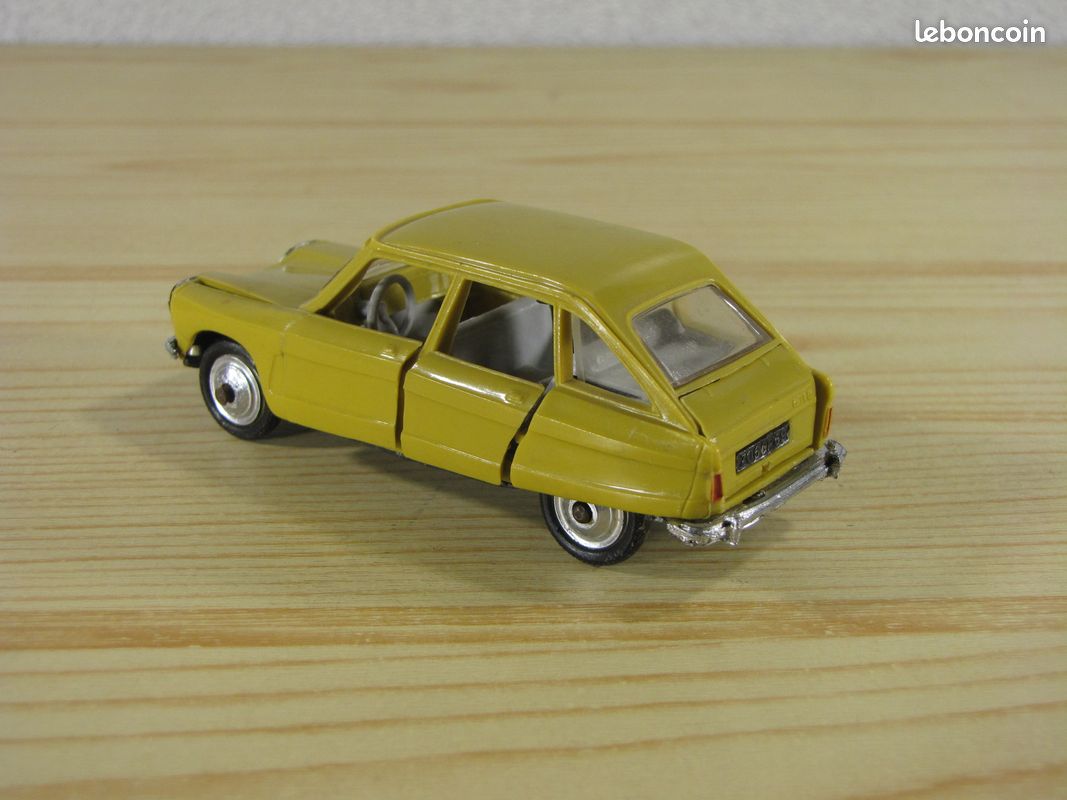 Miniature NOREV 1/43 – Citroën Ami 8 N°139 – Couleur Moutarde – Plastique – Occasion