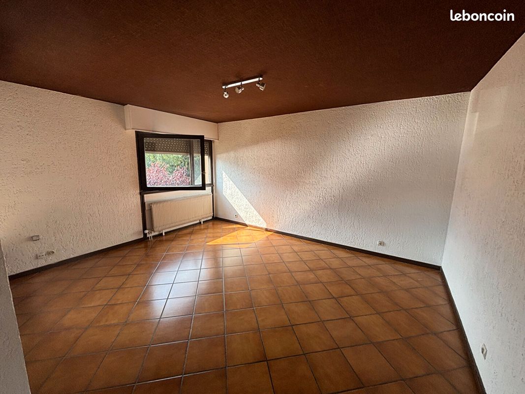 Appartement 4 pièces 80 m² · à Cluses · 80 m² · 1 168 €
