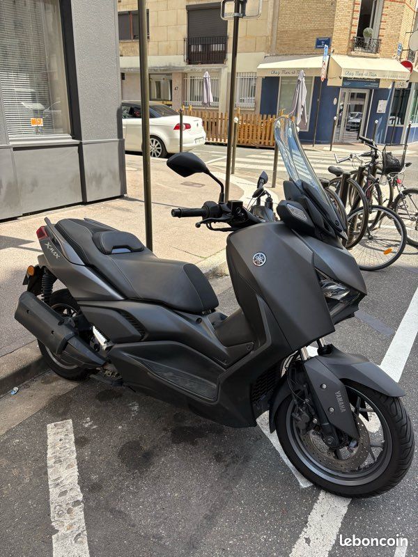 Xmax 300 (image 3)