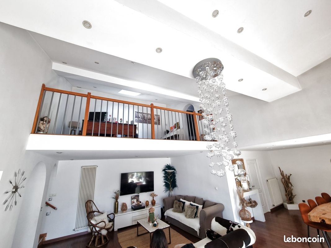 Maison 6 pièces 170 m² (image 2)