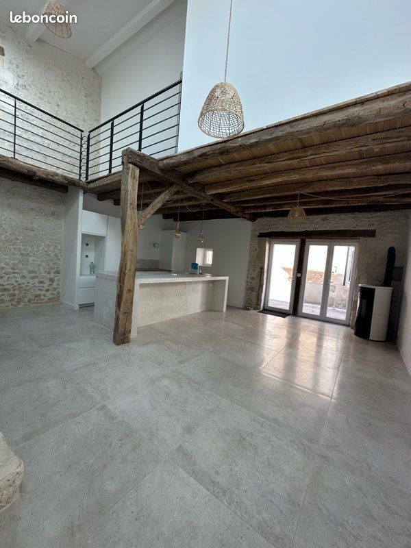 Maison 5 pièces 118 m² · à Archiac · 118 m² · 930 €/mois
