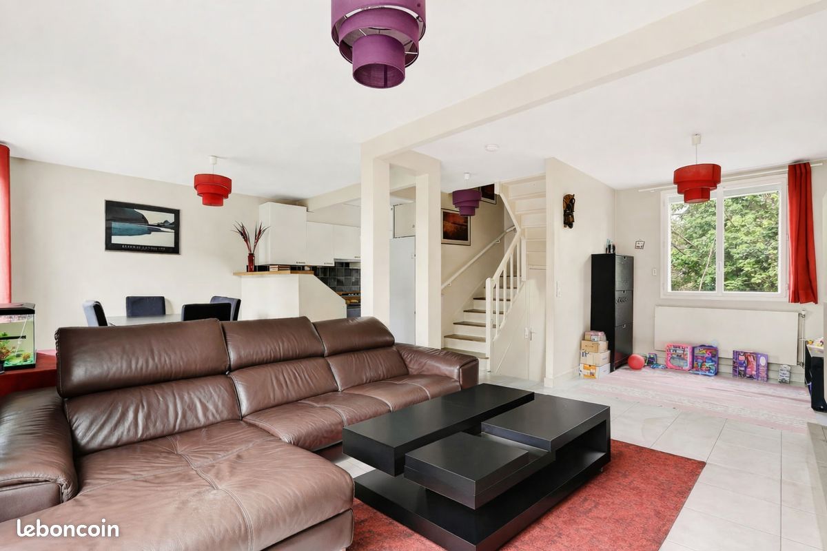 Maison 6 pièces 117 m² · à Rueil-Malmaison · 117 m² · 740 000 €
