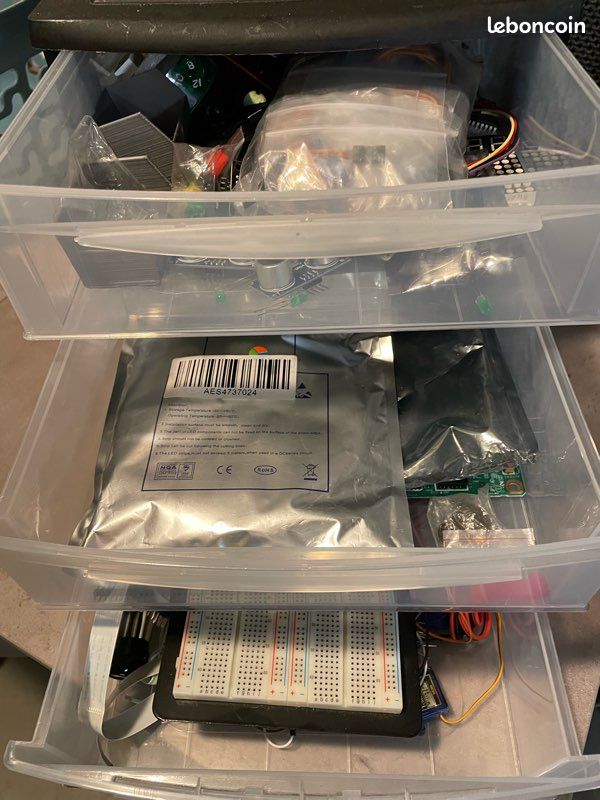 Lot électronique (image 1)