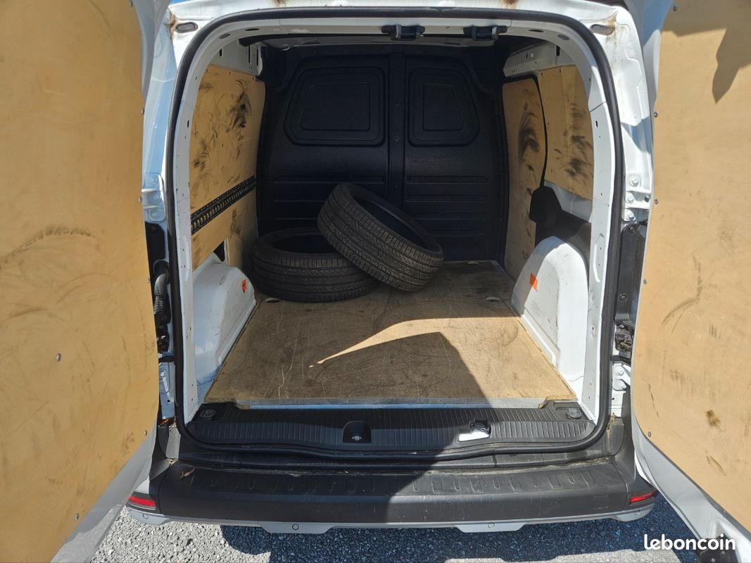 Kangoo van 1.3 tce 130 extra 10/2022 garantie 6 mois (image 9)