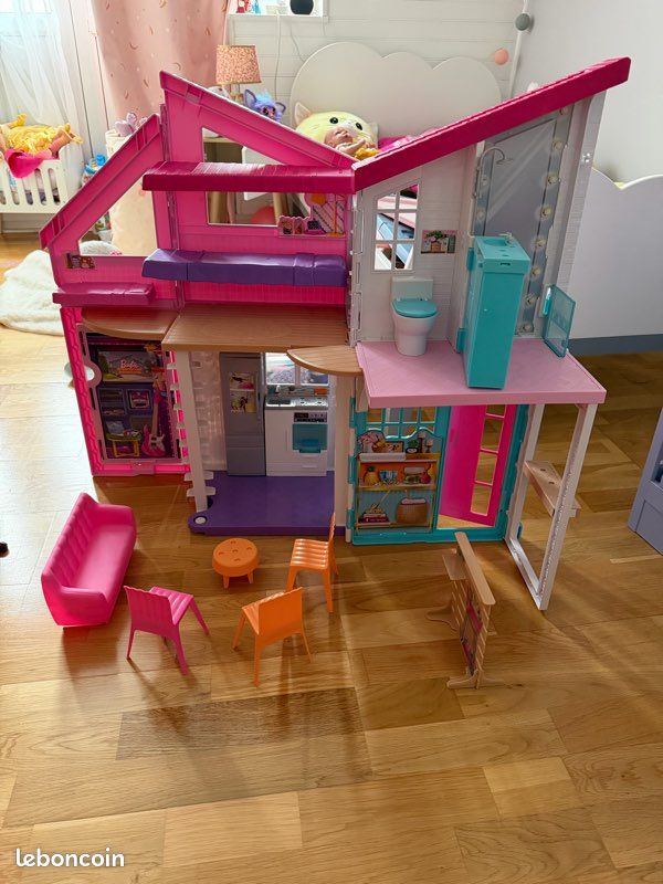 Maison barbie (image 1)
