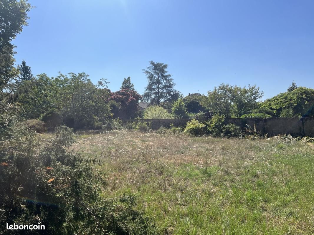 Terrain 1 050 m² Merignac · à Mérignac · 450 000 €