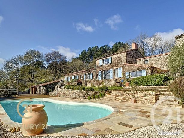 Longère 7 pièces 207 m²