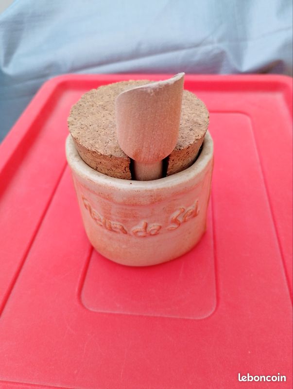 Pot de Sel (image 1)