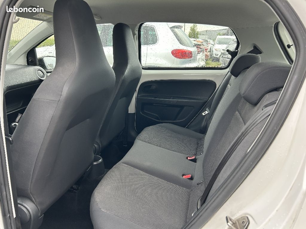 Volkswagen Up 1.0 60 Take Up (image 6)