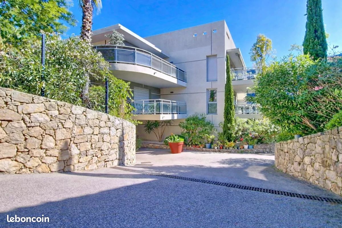 Appartement 3 pièces 56 m² · à Cannes · 56 m² · 319 000 €