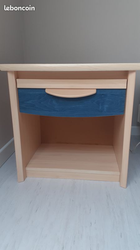 Table de chevet (image 1)