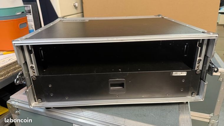 Flight case 2u d'occasion - Instruments de musique