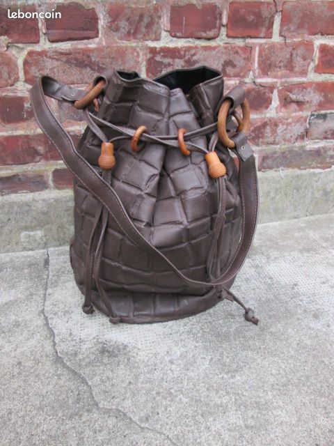 Crocodile Sac A Main Arrondi Effet Croco Sac Ã Main Croco Marron