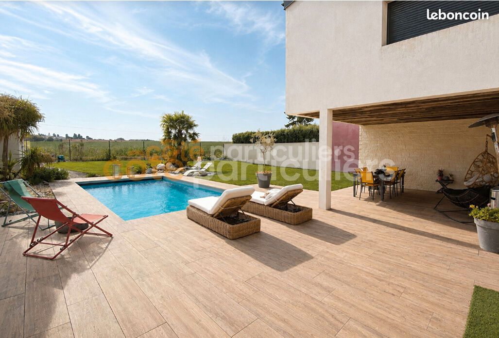 Maison 10 pièces 361 m² · à Saint-Xandre · 361 m² · 1 480 000 €