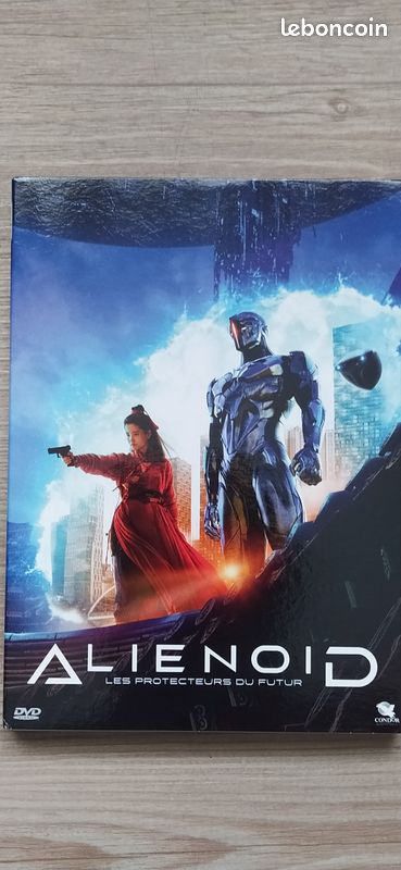 DVD Alienoid : Les Protecteurs du futur (image 1)