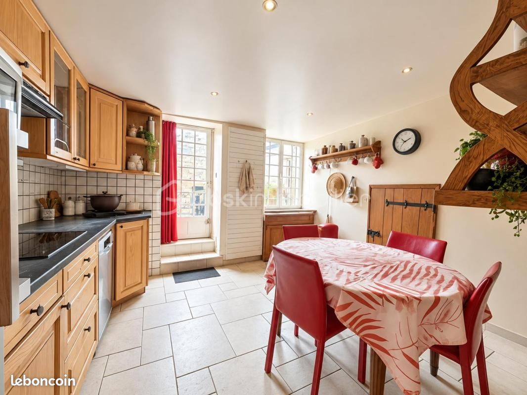 Maison 7 pièces 160 m² · à Fontenay-lès-Briis · 160 m² · 425 000 €