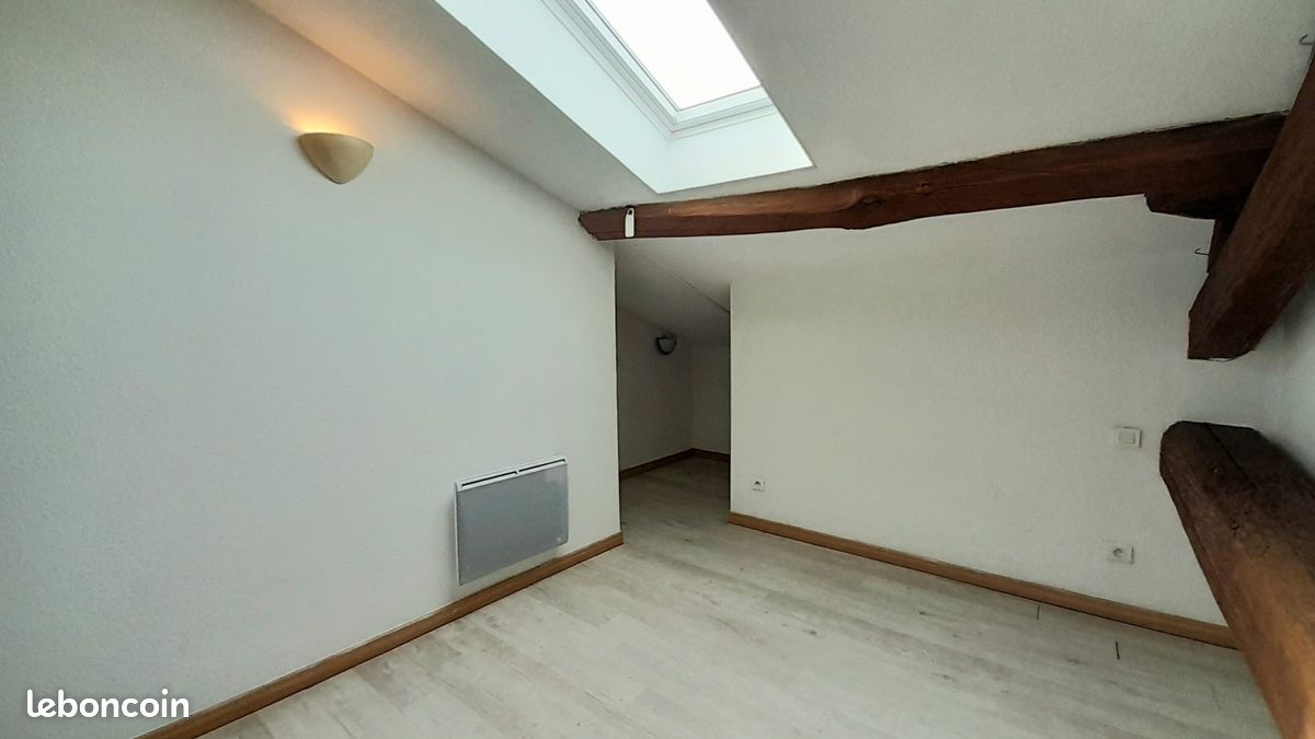 Appartement 2 pièces 28 m² · à Labastide-Saint-Pierre · 28 m² · 450 €