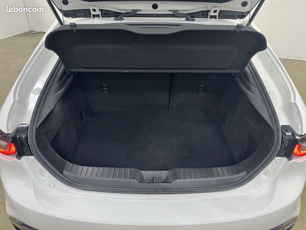 MAZDA Mazda3 5 portes 2.0L e-SKYACTIV-G M Hybrid 122 ch BVM6 Prime-Line (image 22)