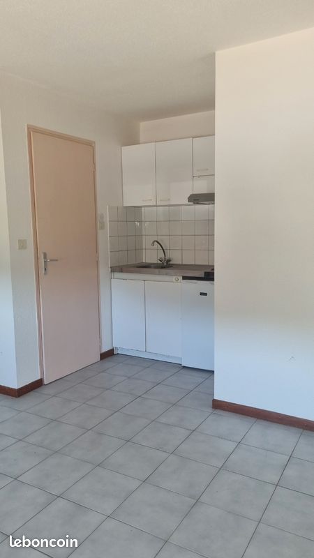 Appartement 2 pièces 32 m² · à Saint-Bresson · 32 m² · 330 €