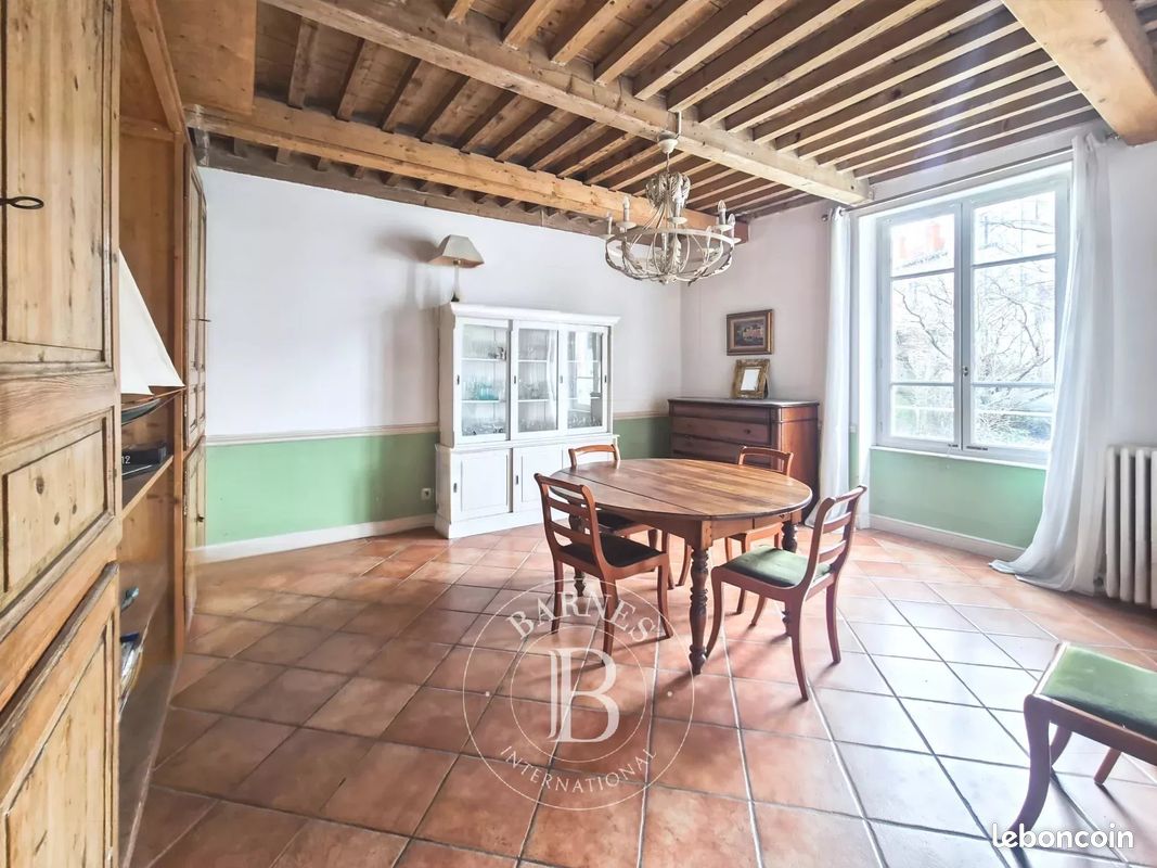 Maison 10 pièces 243 m² (image 3)