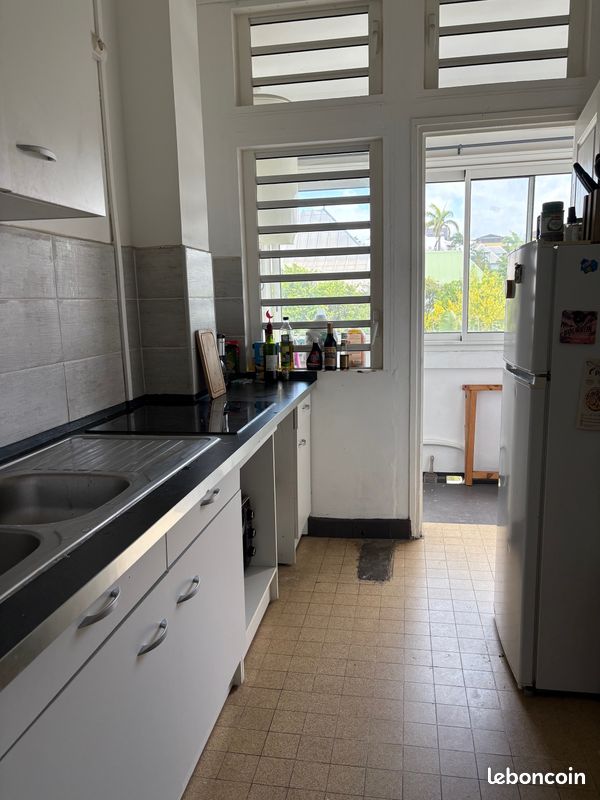 Appartement 2 pièces 48 m² · à Saint-Pierre · 48 m² · 830 €/mois