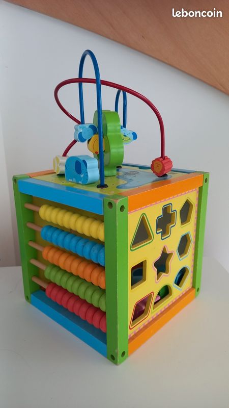 Jeu cube bois (image 1)