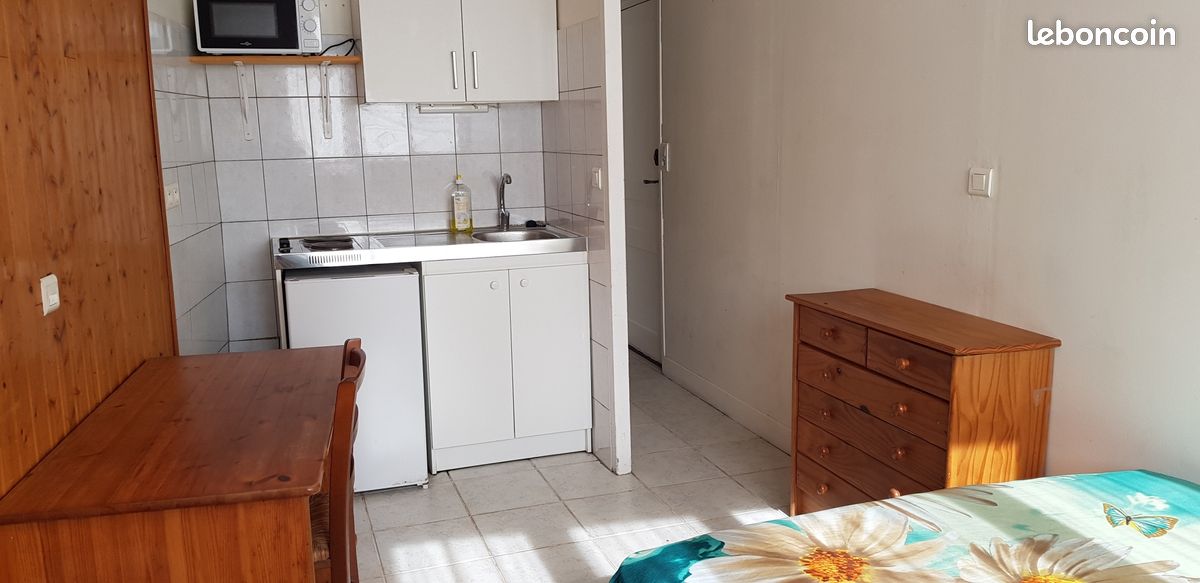Appartement 1 pièce 18 m² · à Limoges · 18 m² · 262 €
