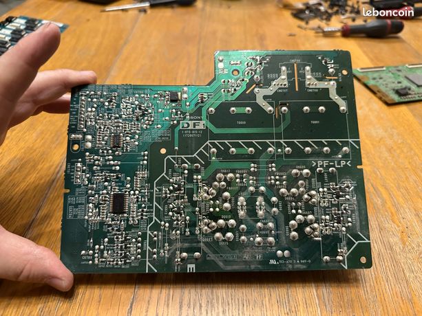 Carte D'alimentation Sony KDL-32XBR4 - Réf 1-873-216-12 / 324046WHC6LV2.2