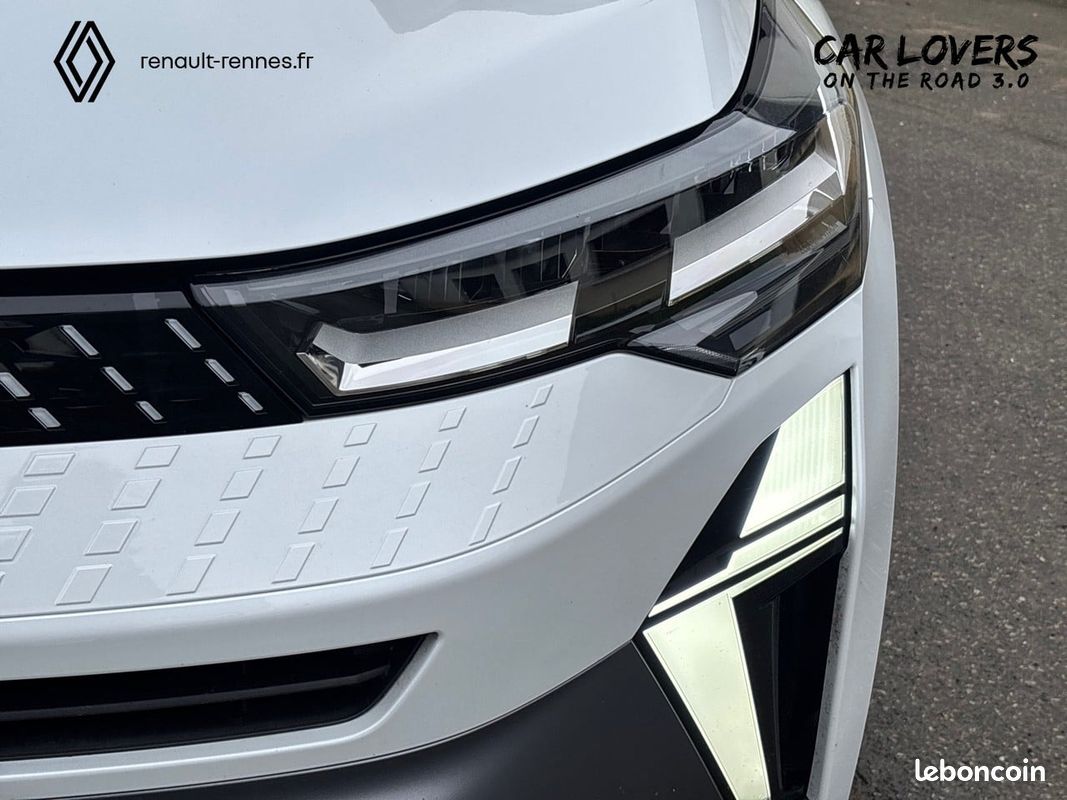 RENAULT Captur E-Tech full hybrid 145 ch esprit Alpine (image 24)