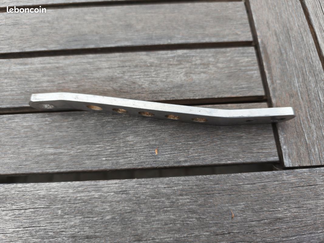Tirant Alu de maintien de tambour de frein avant Yamaha 125 / 175 ty Trial (image 3)