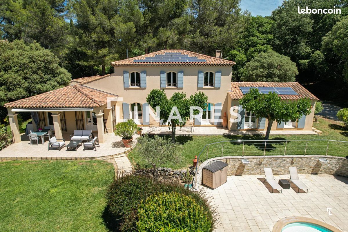 Maison 11 pièces 289 m² · à Aix-en-Provence · 289 m² · 1 520 000 €