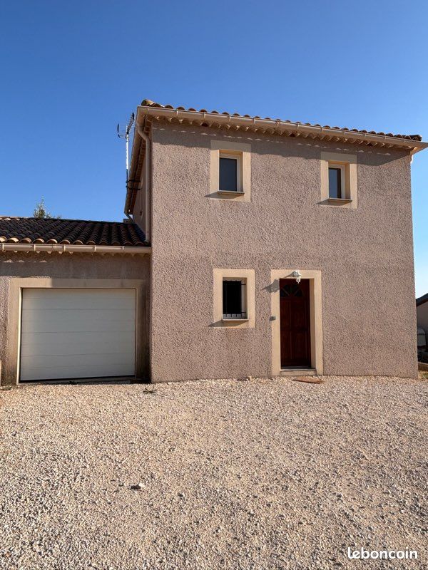 Maison 4 pièces 100 m² · à Roche-Saint-Secret-Béconne · 100 m² · 965 €