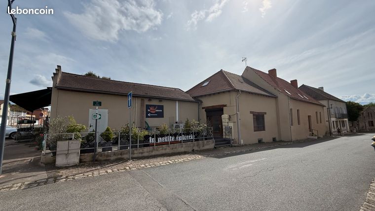 2 maisons de ville + local commercial