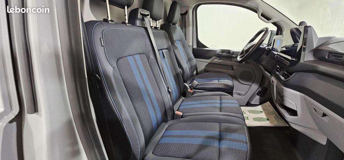 Ford Transit Custom FOURGON 320 L1H1 2.0 ECOBLUE 170 CH BVA8 SPORT (image 22)