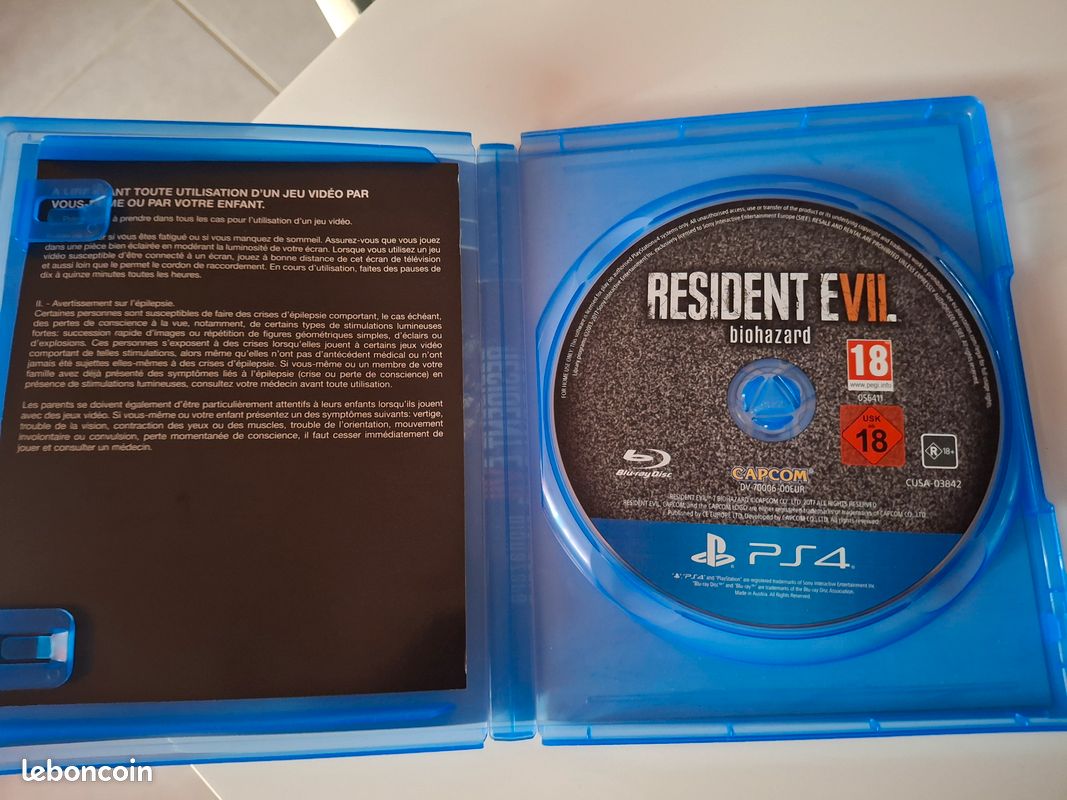 Jeu PS4 Résident Evil biohazard (image 3)