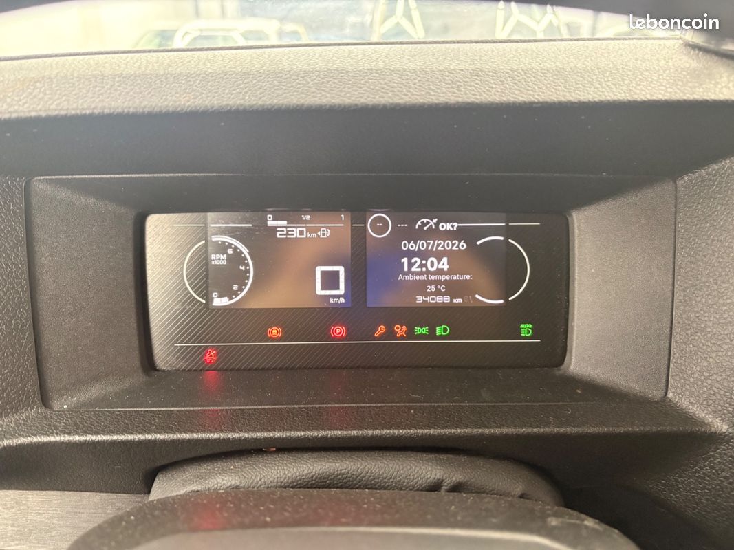 Peugeot EXPERT FOURGON M (L2) Cabine Repliable entretien complet/6 places (image 19)