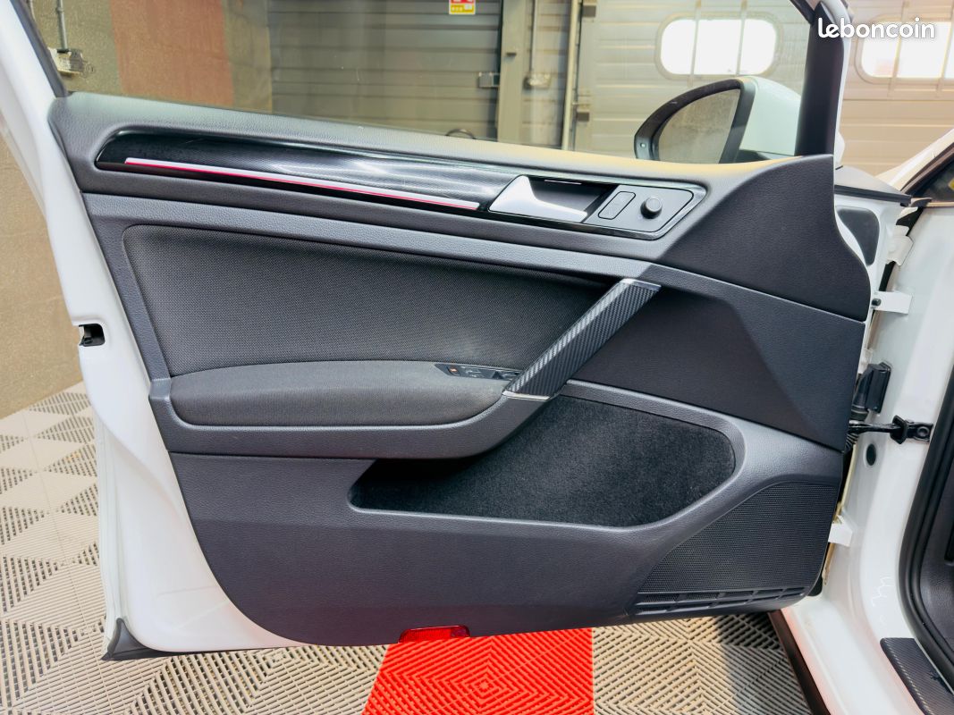VOLKSWAGEN Golf VII 7 GTI Performance 230 DSG – Origine France – Carnet complet – 3 ième main (image 26)