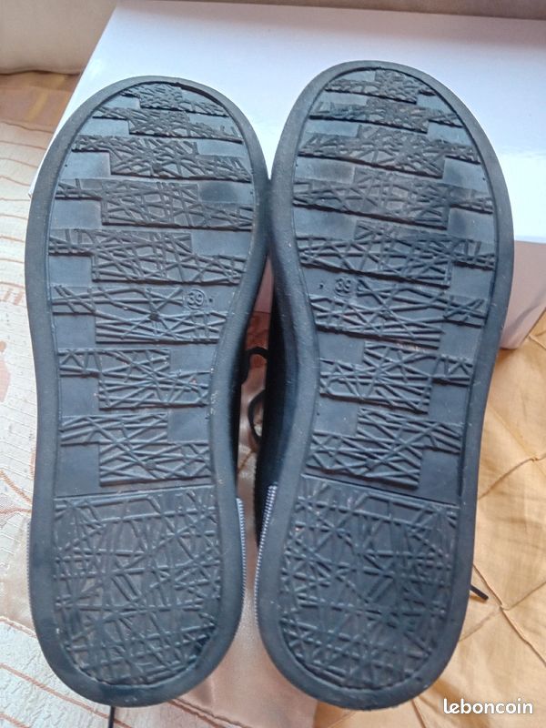 Chaussures 39 Neuves (image 9)
