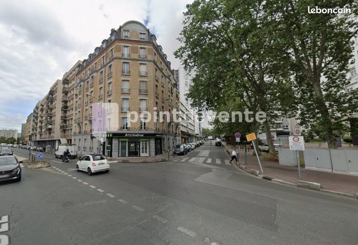 Commerce mobilier/dcoration 110 m - Bureaux & Commerces