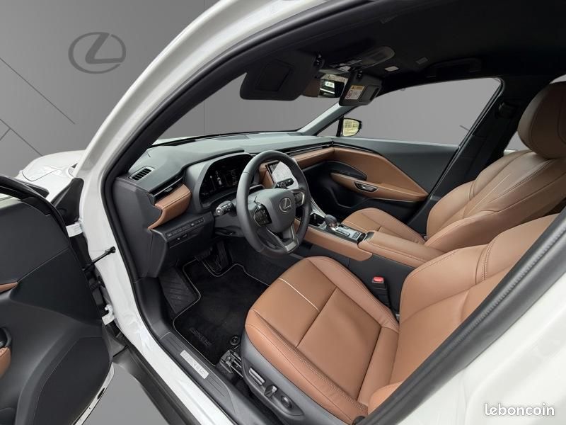 Lexus LBX 1.5 136H 2WD Relax Pack Advanced HYBRIDE (image 10)