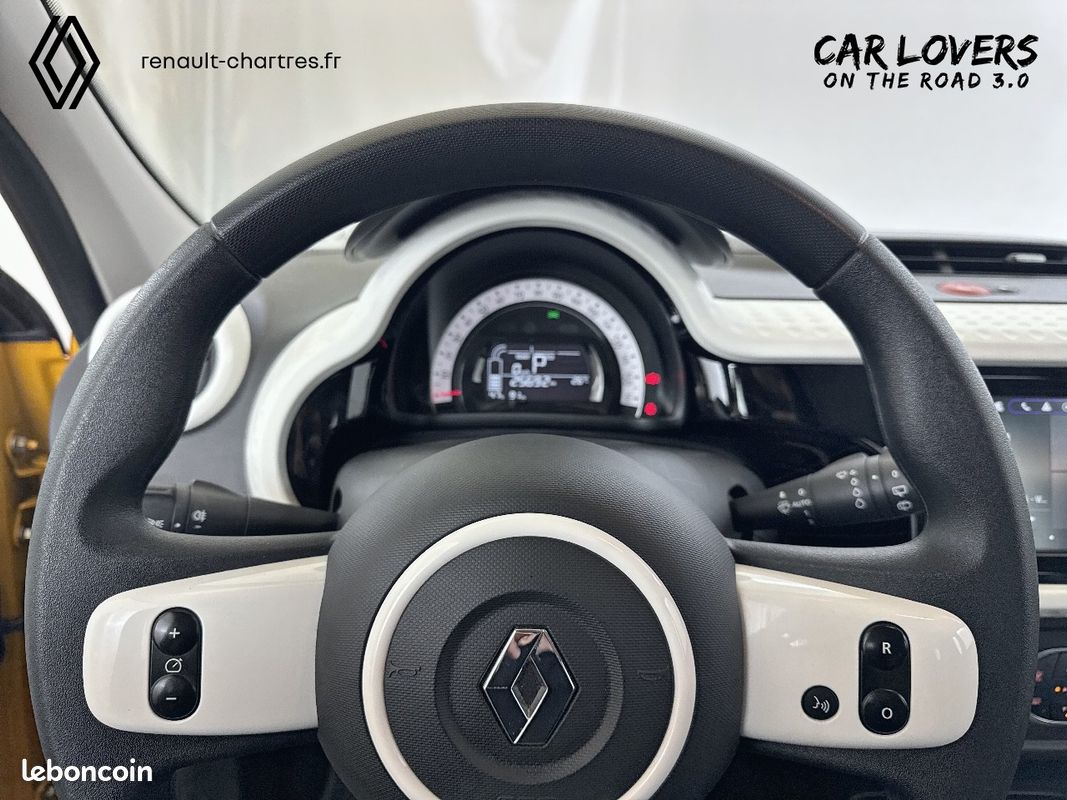 RENAULT Twingo III E-Tech Equilibre (image 12)