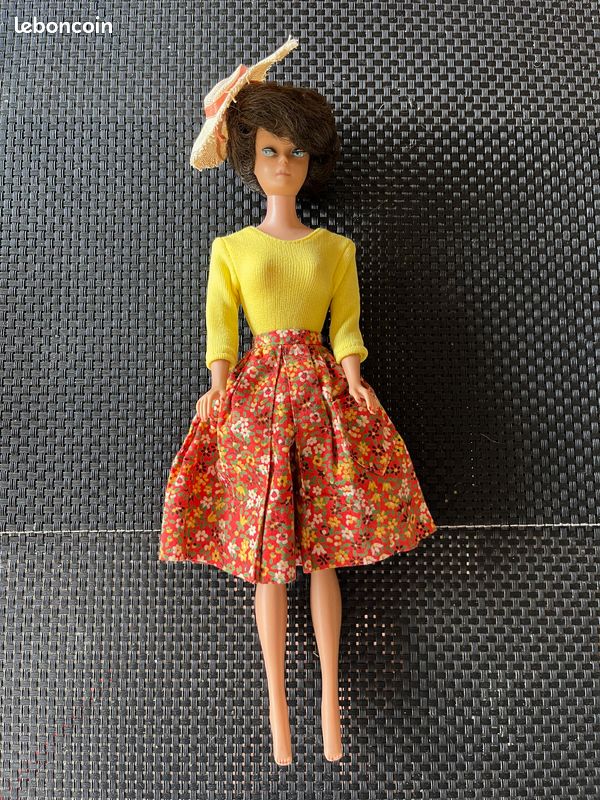 Poupée Barbie Vintage Années 80 Brune Aux Yeux Bleus - Occasion, Collector