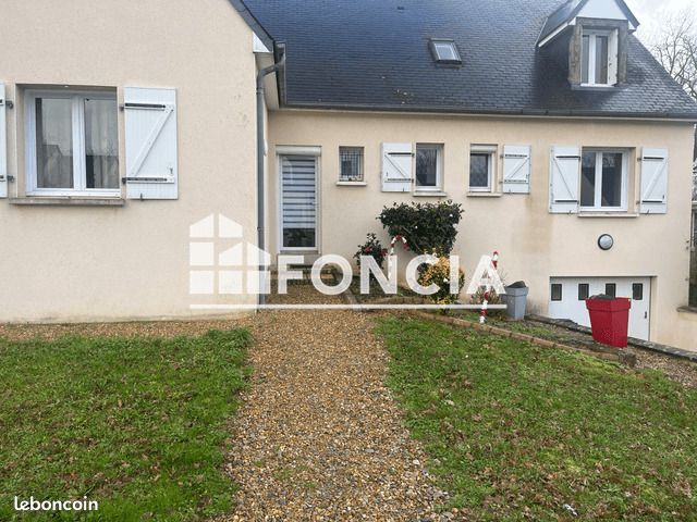 Maison 7 pièces 171 m² · à Château-Gontier-sur-Mayenne · 171 m² · 1 017 €/mois