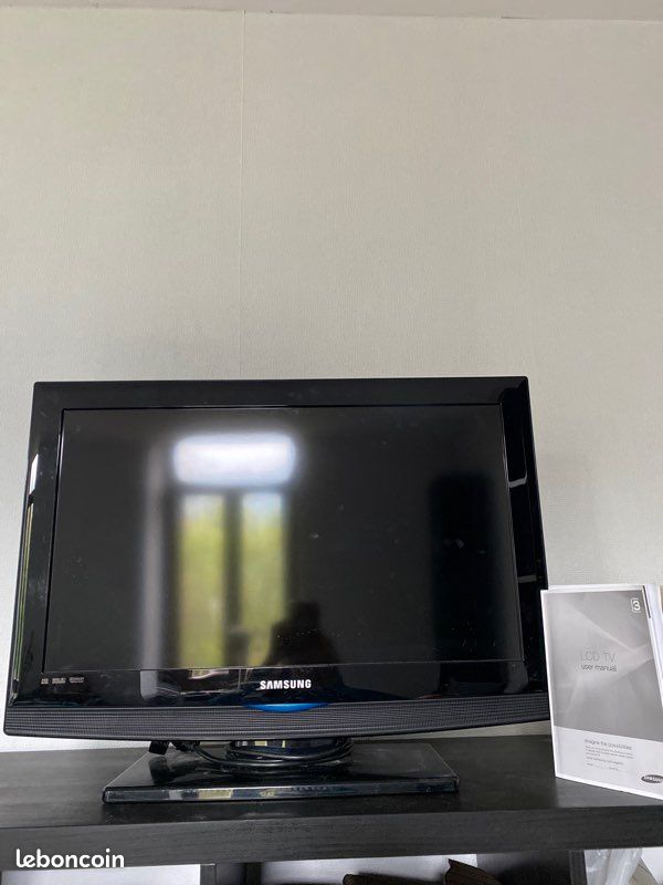 Télé Samsung 66cm 26pouces «  le26b350f1w » (image 1)