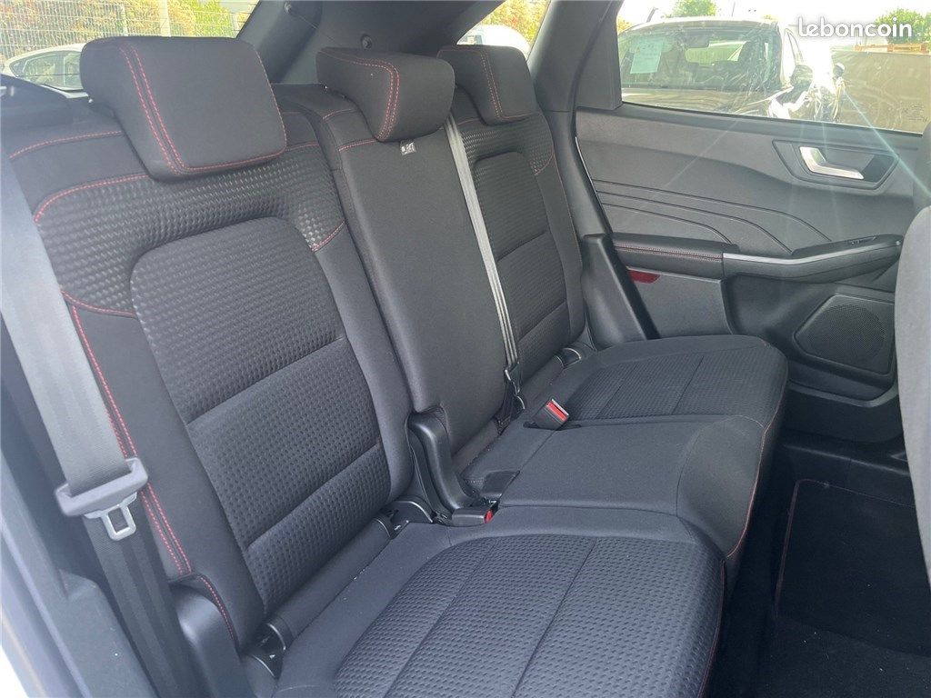 Ford Kuga III 2.5 DURATEC 190 CH FLEXIFUEL FHEV E85 POWERSHIFT ST-Line (image 11)