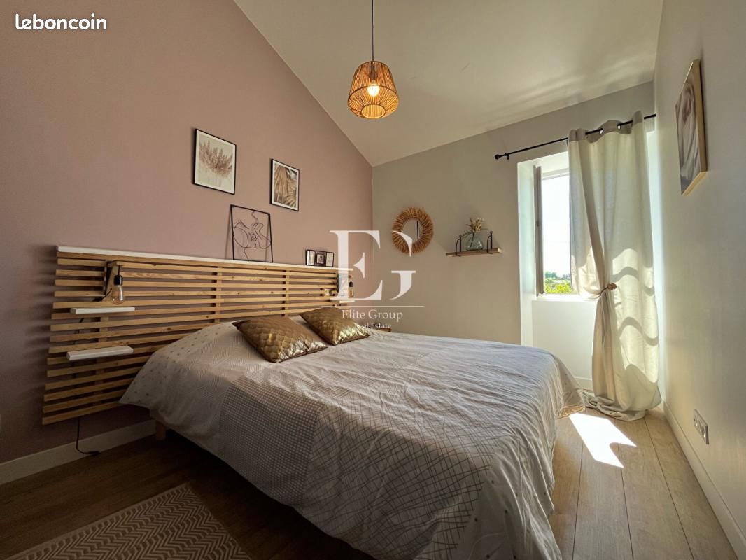 Maison de village 6 pièces 128 m² - Juillac-le-Coq 16130 (image principale 8)
