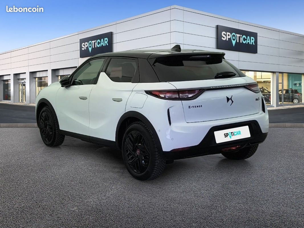 DS DS 3 E-Tense Performance Line+ (image 3)