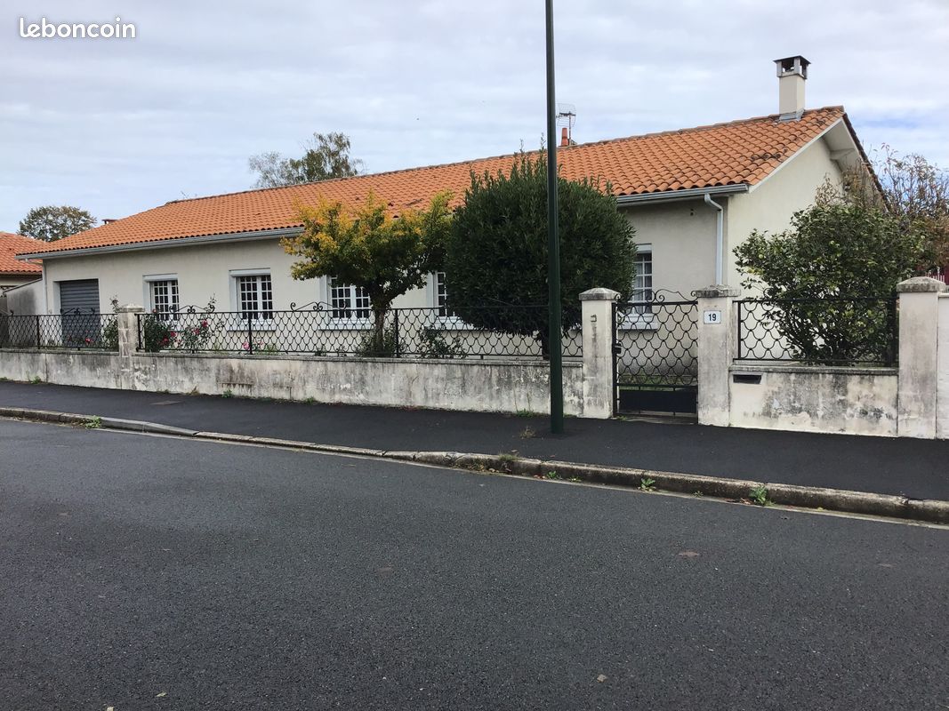 Maison 8 pièces 140 m² · à Angoulême · 140 m² · 230 000 €